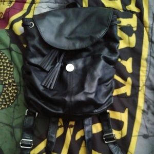 Icing small black backpack